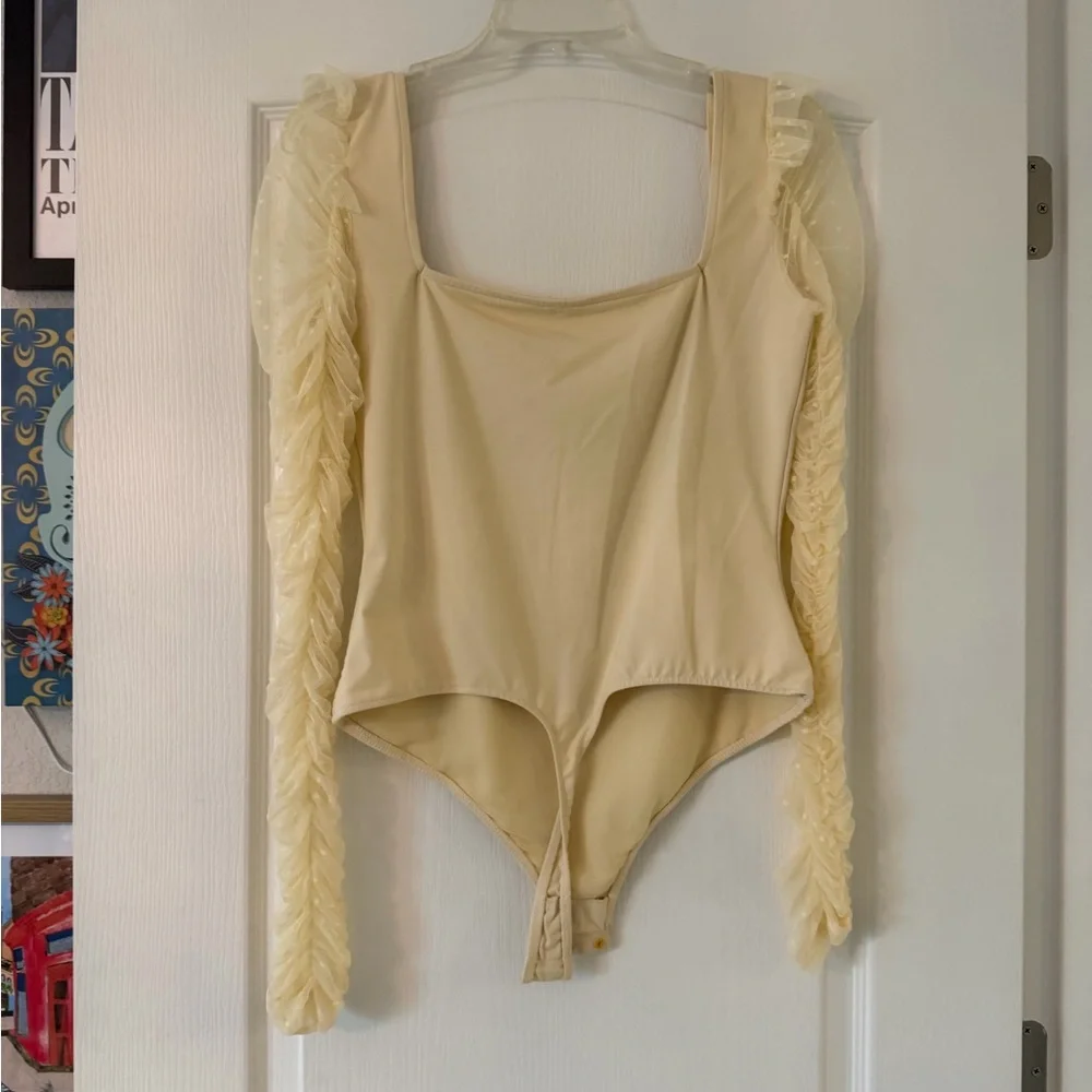 Free People Must Be Love Bodysuit Mesh Ruched Sleeve Square Neck in Ivory L